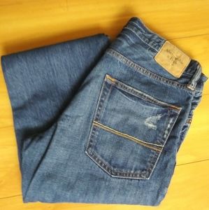 Abercrombie and Fitch, Baxter's dark blue jeans